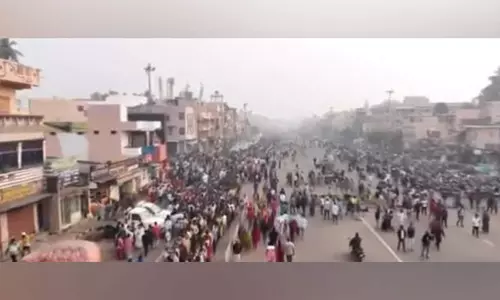 New Year: Celebrations across the country, people begin 2024 by offering prayers New Year: Celebrations across the country, people begin 2024 by offering prayers