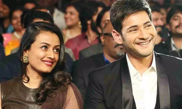 Mahesh Babu holds wife Namrata close in New Year photo Mahesh Babu holds wife Namrata close in New Year photo