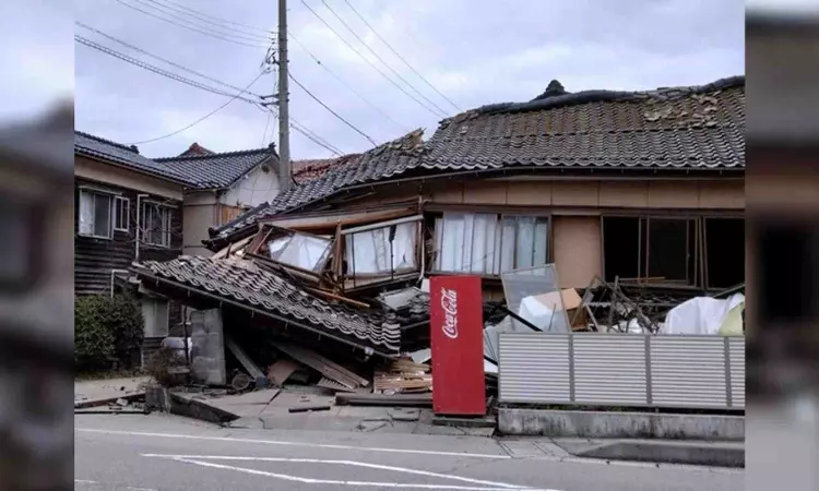 Six killed in 7.5 magnitude earthquake in Japan Six killed in 7.5 magnitude earthquake in Japan