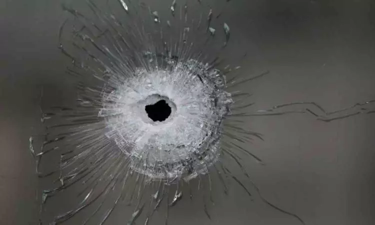 16 injured in massive air attack on Kiev