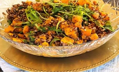 Heres a tasty, nutritious veg salad for long-term male space travellers