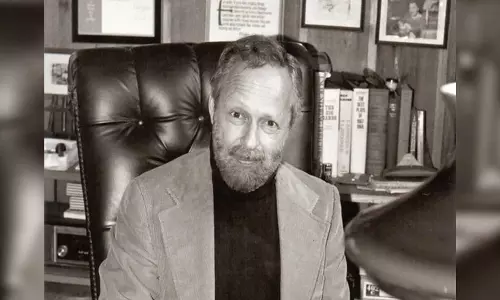 Oscar-nominated screenwriter Herman Raucher dies at 95