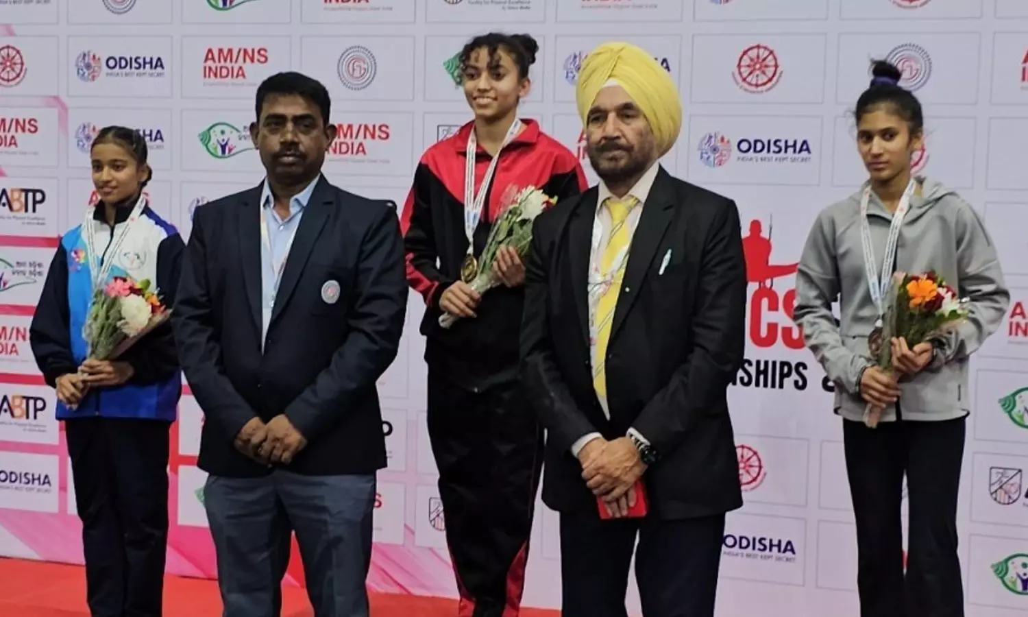 Oceana wins TNs first Natl gold medal in Womens junior artistic gymnastics