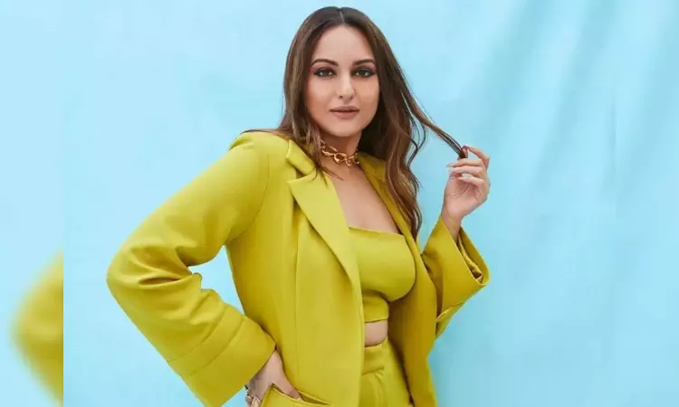 Sonakshi says she’s ‘blessed’ the cursed tomb of Tutankhamun with her visit