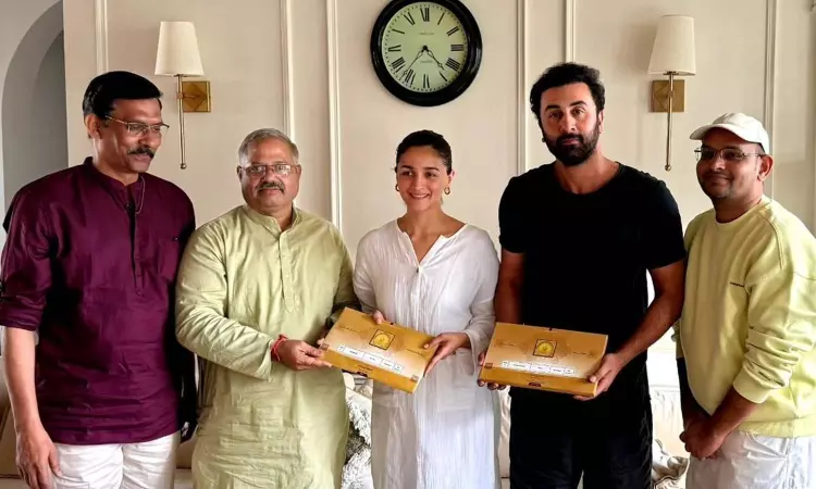 Actors Ranbir Kapoor & Alia Bhatt invited for Ram temple consecration ceremony
