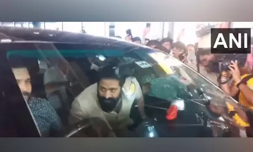 Yash to reach Hubballi to meet kin of three fans electrocuted