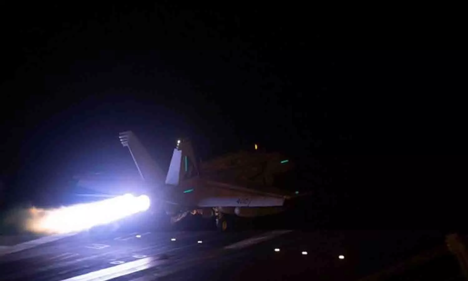 Western air strikes on Houthis a message to Iran, analyst says
