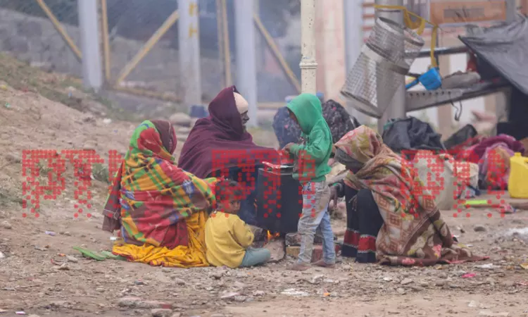 J-K: Light snowfall in Gurez sector breaks dry spell in Valley J-K: Light snowfall in Gurez sector breaks dry spell in Valley