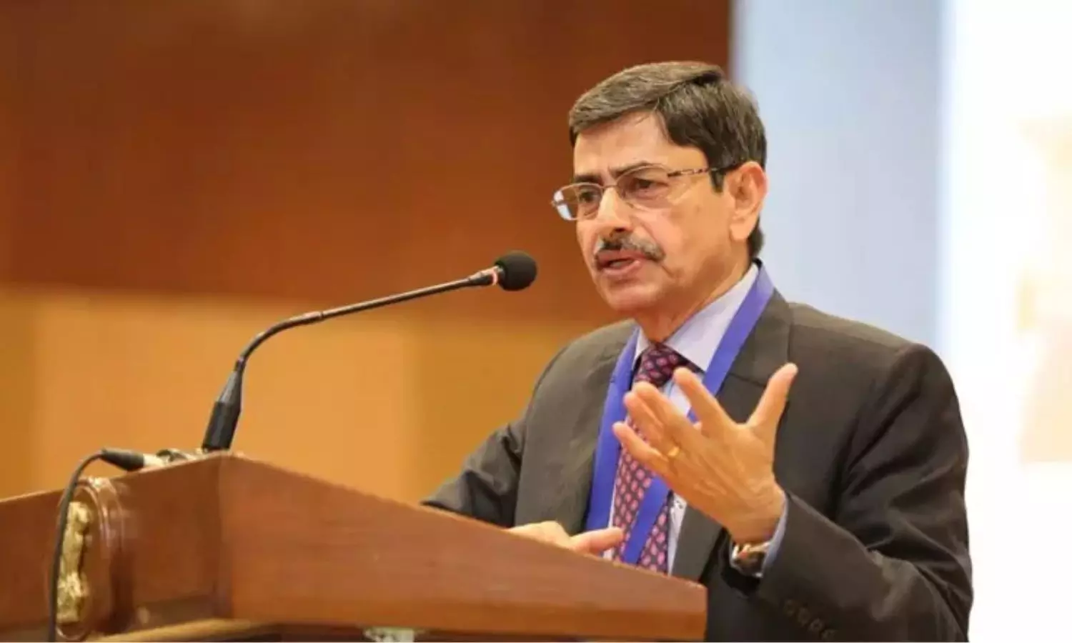 Governor Ravi is trying to tarnish the fame of Mahatma Gandhi