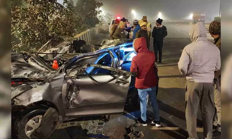 One dead, four injured as car jumps divider, hits another vehicle in Delhi