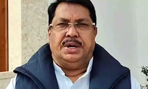 Maha: MVA slams BJP as Filmfare-2024 awards to unveil in Gujarat Maha: MVA slams BJP as Filmfare-2024 awards to unveil in Gujarat