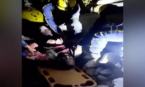 Uttarakhand: Dumper crashes into ditch near Sonprayag Uttarakhand: Dumper crashes into ditch near Sonprayag