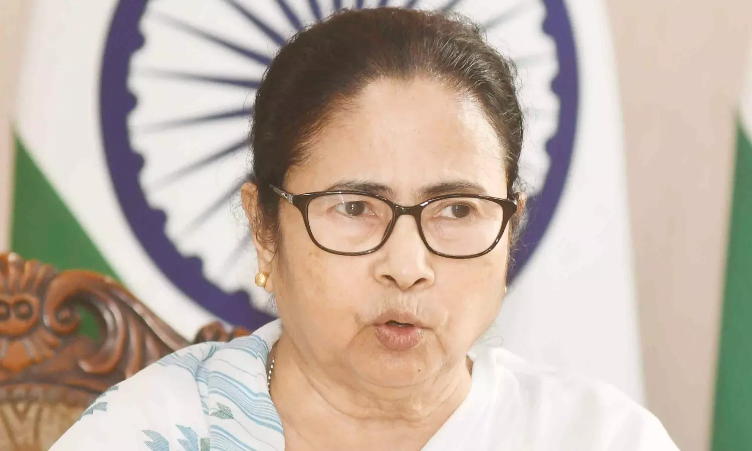 TMC ready to go solo in all Bengal LS seats if due importance not given: Mamata to party leaders