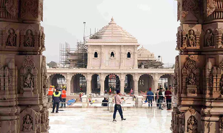 Pran Pratishtha ceremony: Indias largest floating LED screen installed at Saryu Ghat Pran Pratishtha ceremony: Indias largest floating LED screen installed at Saryu Ghat