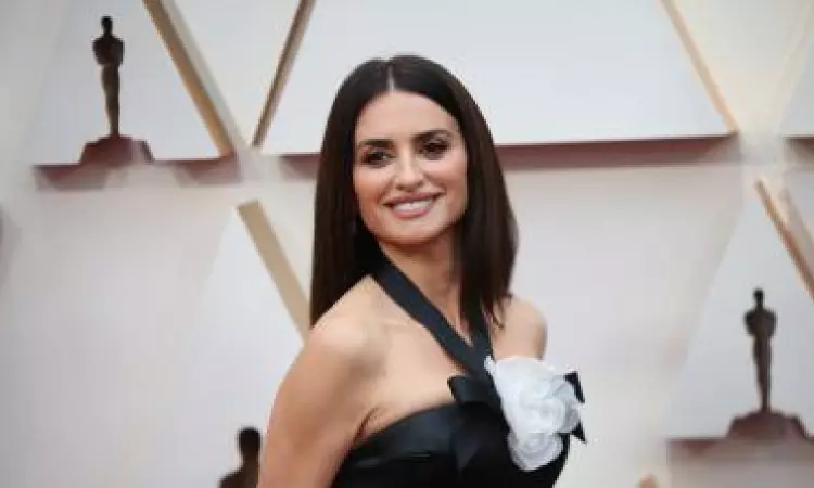 Penelope Cruz sees social media as cruel experiment on children