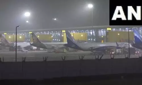 Flights, trains delayed in Delhi due to low visibility amid fog