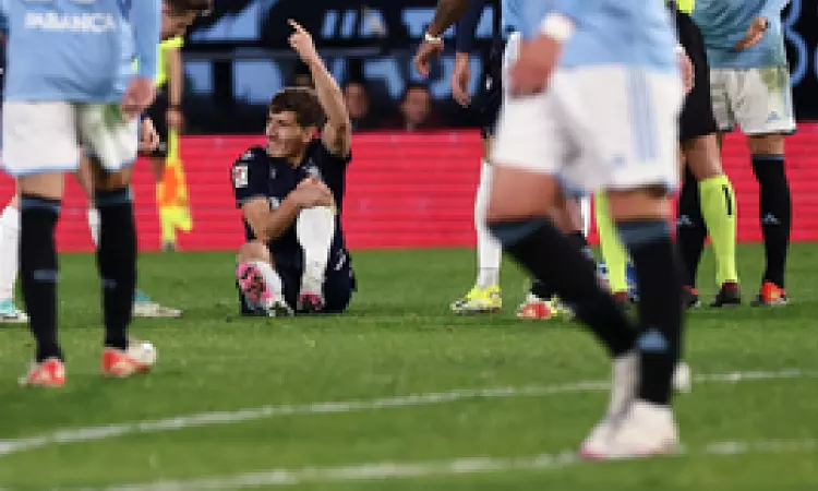 La Liga: Real Sociedad defender Munoz out for season with knee injury