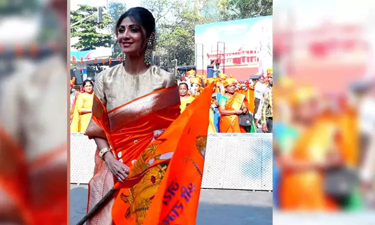 Shilpa Shetty waves Lord Rams flag at Siddhivinayak Temple Shilpa Shetty waves Lord Rams flag at Siddhivinayak Temple
