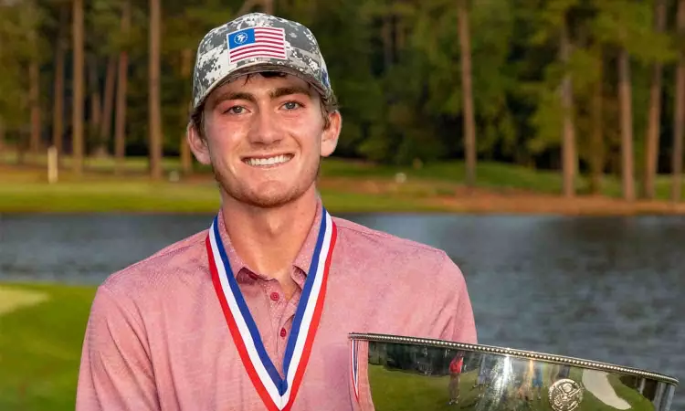 Amateur Dunlap grabs historic PGA Tour title at The American Express