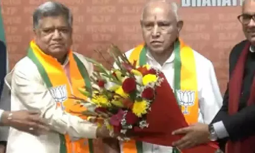 Ex-Ktaka CM Jagadish Shettar rejoins BJP after short tryst with Cong