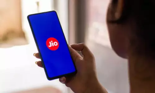 Reliance Jio, OnePlus join hands to drive 5G innovation in India