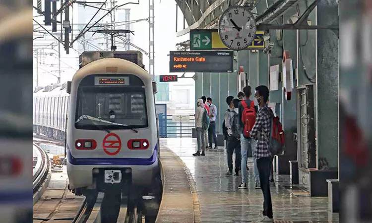 Delhi metro services to commence at 4 am on Republic Day Delhi metro services to commence at 4 am on Republic Day