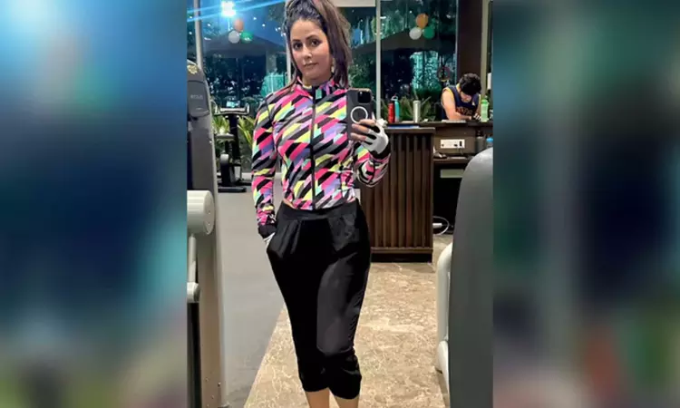 Hina Khan shares glimpse of late workout, calls it mehnat ka paseena
