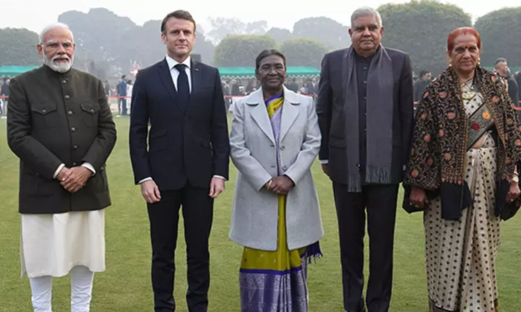 Prez Murmu hosts French counterpart Macron at Rashtrapati Bhavan on R-Day Prez Murmu hosts French counterpart Macron at Rashtrapati Bhavan on R-Day