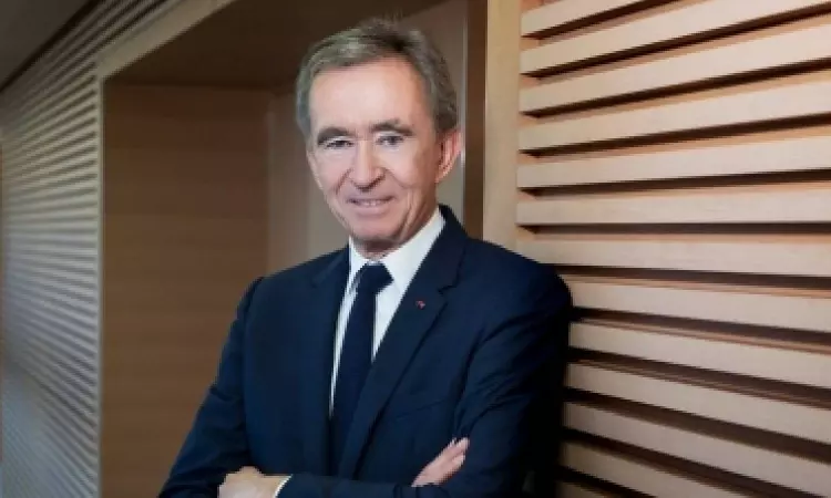 Bernard Arnault returns as worlds richest man as Musk loses $18 bn