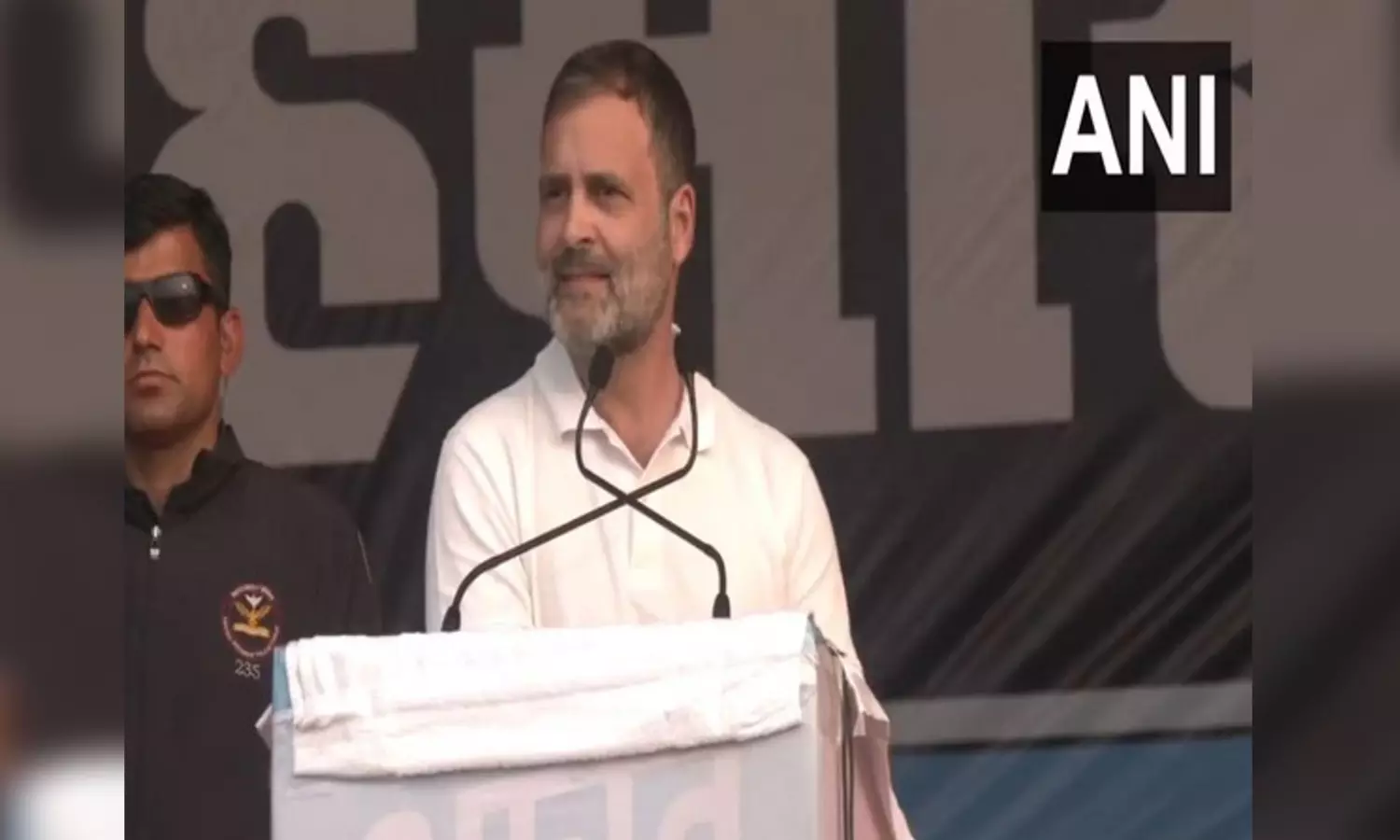 Little pressure is exerted and U-turn is taken: RaGa attacks Nitish Kumar