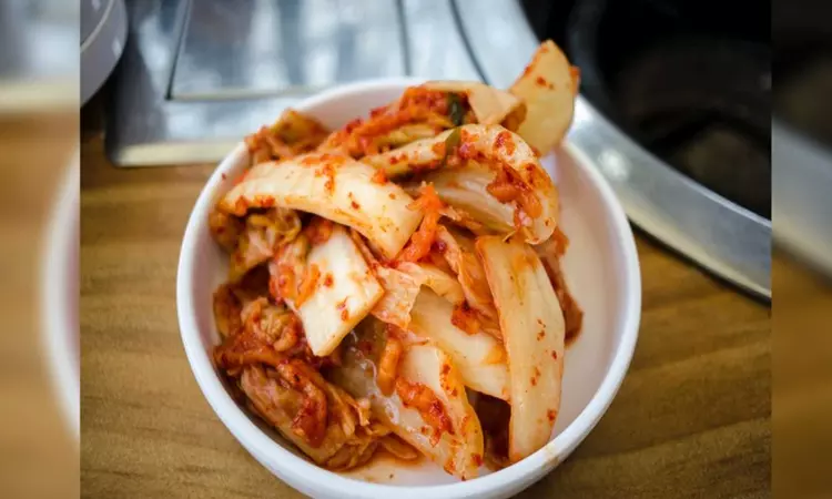 Research suggests up to three meals of kimchi per day may lower mens obesity risk