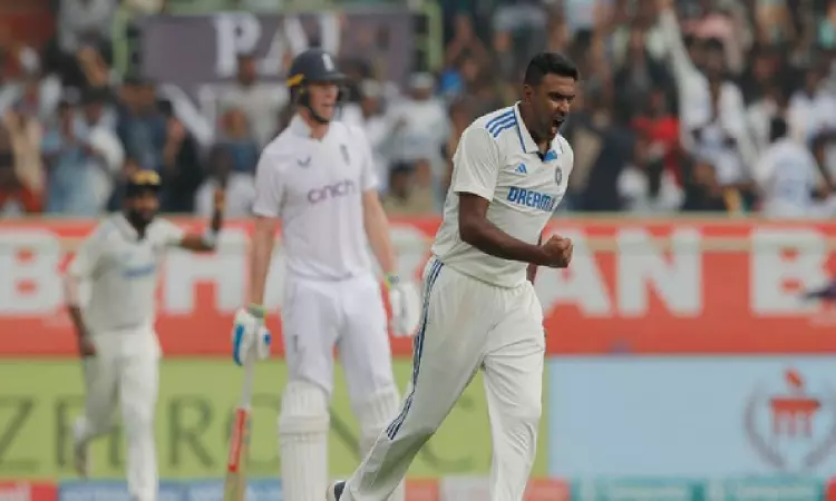 IND vs ENG, 2nd Test: Ashwin, Kuldeep derail Englands 399-run chase, visitors at 194/6 (Day 4, Lunch)