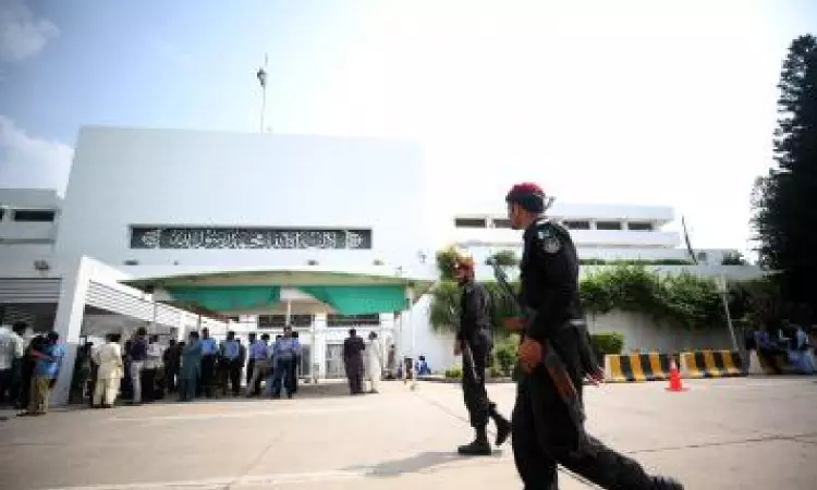 Amid political uncertainty, Pak biz tycoons shift business to Dubai