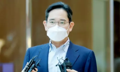 Samsung chairman emphasises on rolling out bold investment