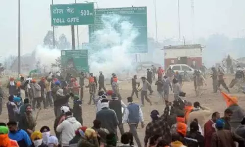 Tikri border shut after protesting farmers’ clash with police at Shambhu border