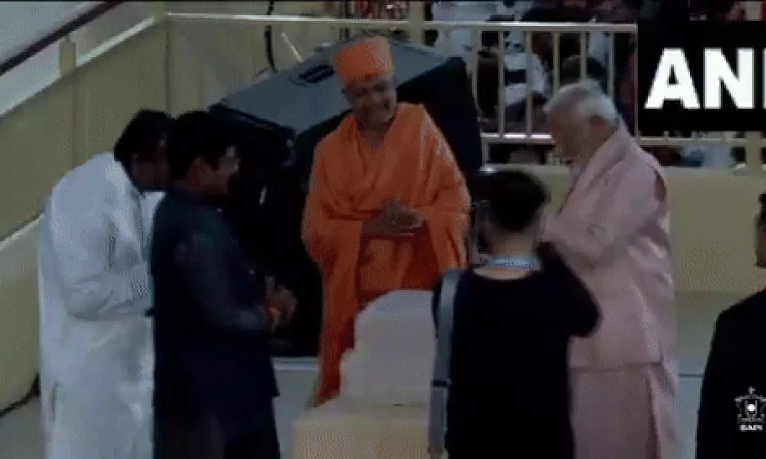 PM Modi inscribes Vasudhaiva Kutumbakam on stone at BAPS Hindu temple in Abu Dhabi