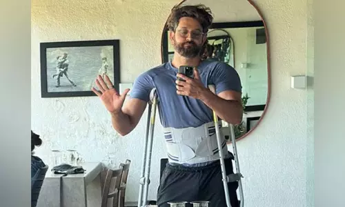 Hrithik Roshan shares picture of himself in crutches post injury
