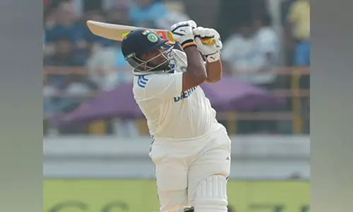 Manjrekar appreciates Sarfarazs attacking approach in Rajkot Test