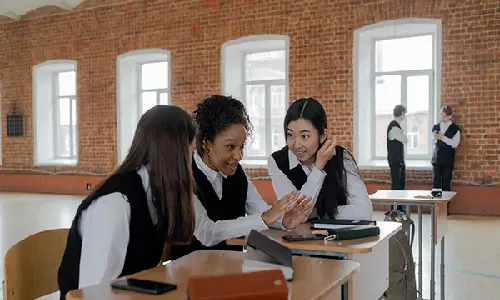 Research finds school uniform policies linked to students getting less exercise