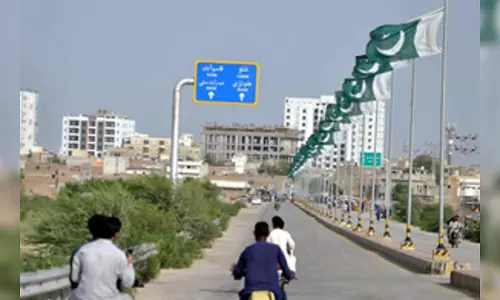 Pakistan headed towards an inevitable debt default, warns think tank