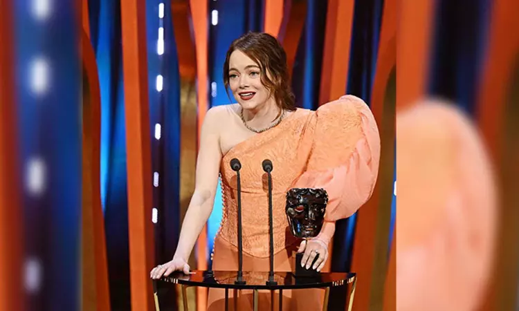 Emma Stone wins her second BAFTA for Best Actress, expresses happiness
