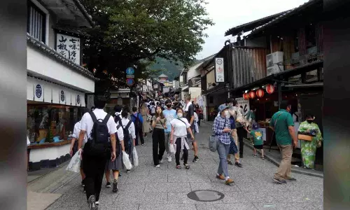 Japan receives more than 2.6 mln visitors in January Japan receives more than 2.6 mln visitors in January