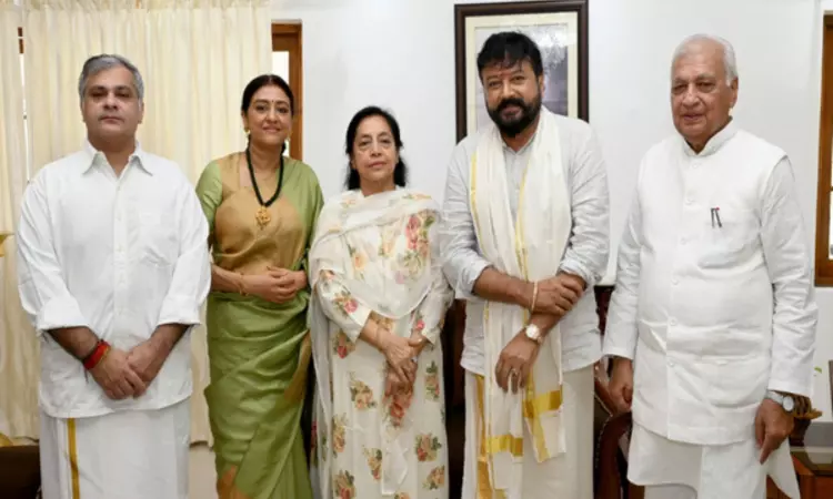 Actor Jayaram meets Kerala Governor Arif Mohammed Khan Actor Jayaram meets Kerala Governor Arif Mohammed Khan