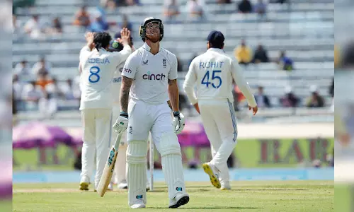 4th Test: Akashs 3-wicket haul helps Ind to dominate over Eng at Lunch on Day 1