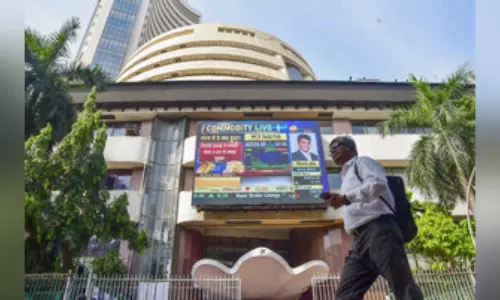 Sensex, Nifty advance in early trade on positive global cues
