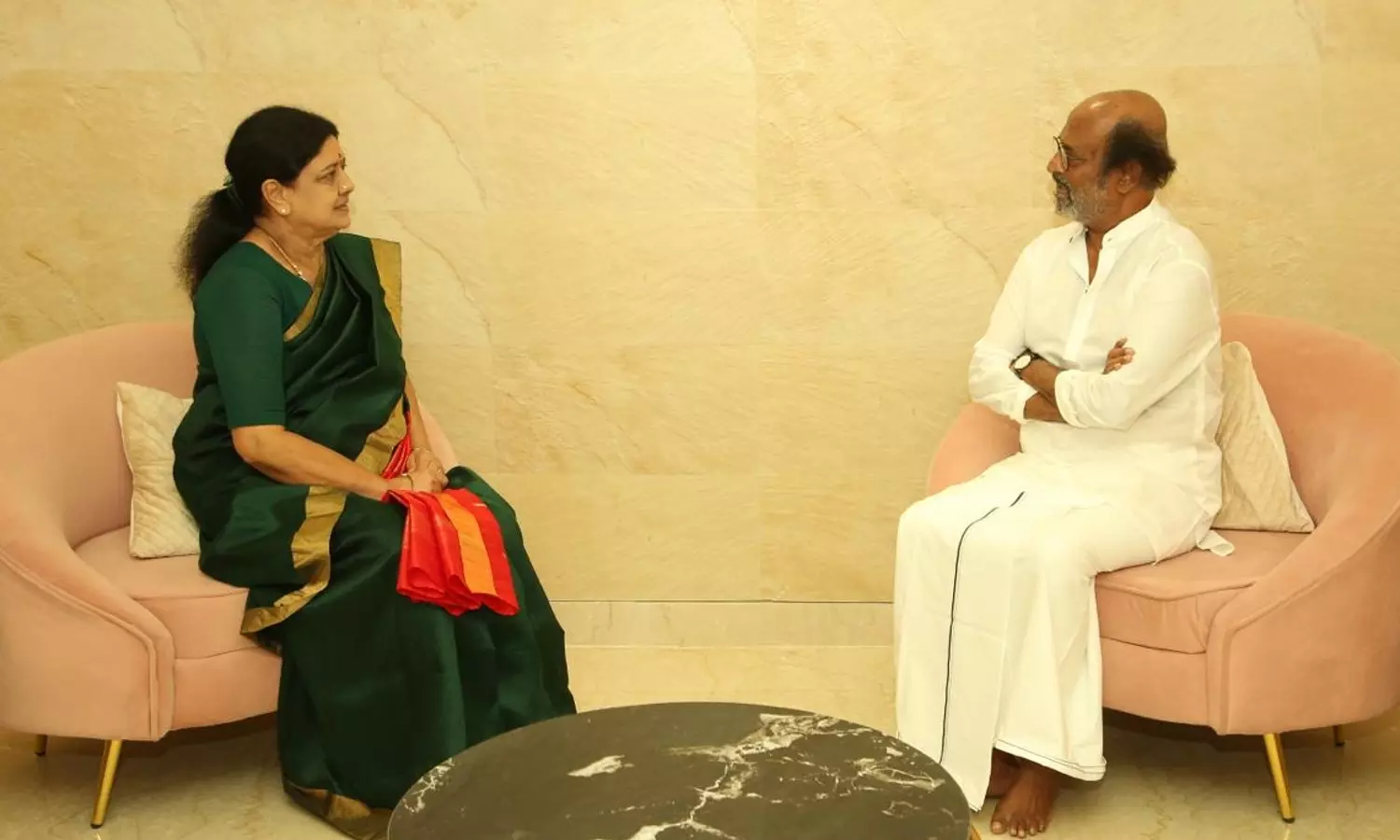 Jayalalithaas 76th birth anniversary: Rajinikanth meets Sasikala