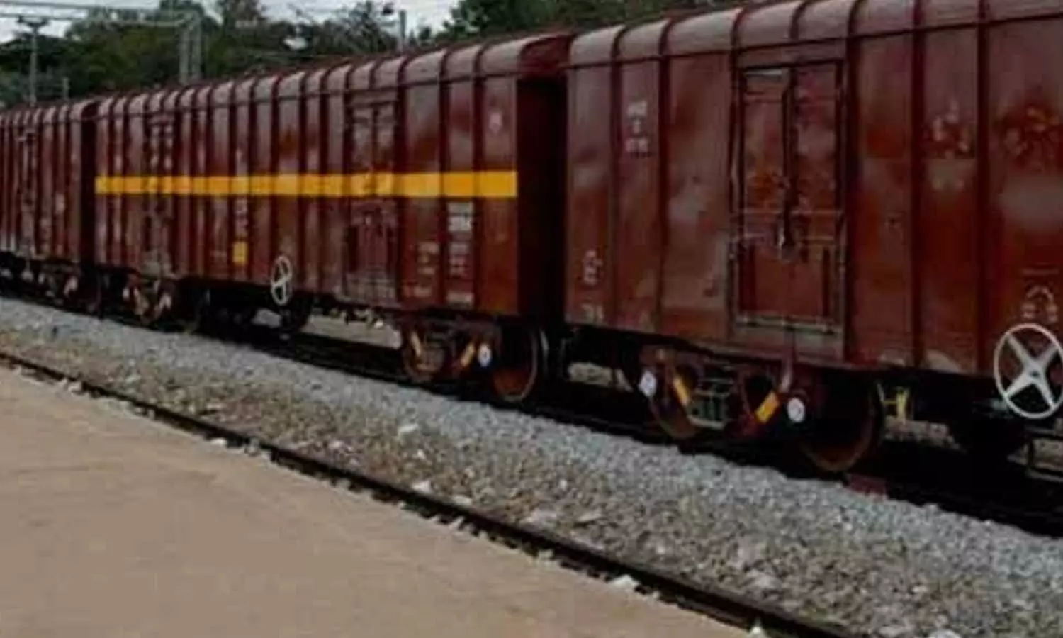 53-wagon freight train runs sans driver for 70 km