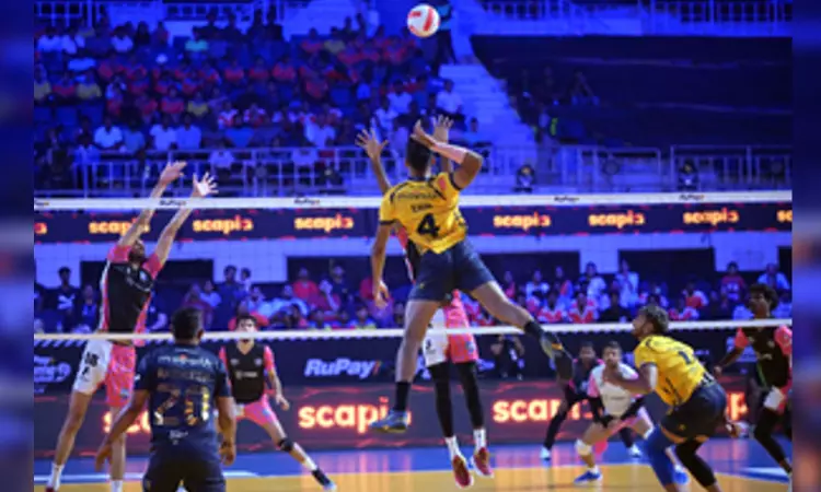 PVL Season 3: Mumbai Heroes sail past Kochi Blue Spikers to get another win