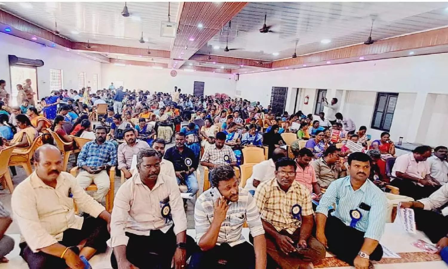 Secondary-grade teachers to intensify protest on Thursday