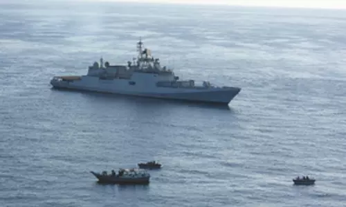 Navy seizes 3,300 kg drugs from dhow in major operation